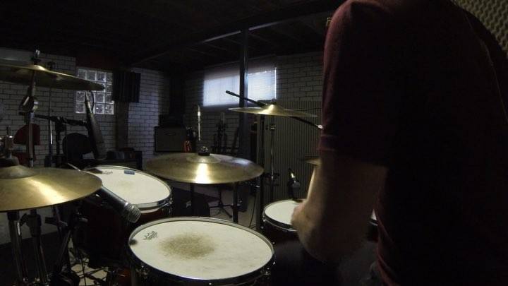 Short sample from one of the tracks from yesterday's recording. Raw GoPro...