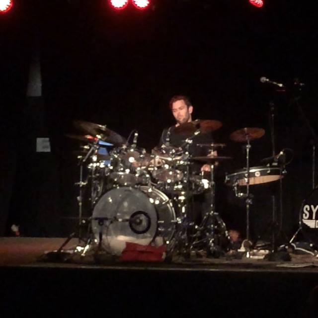 Here's Pete Drummond breaking everyone's brain at the Vintage and Custom Drum...